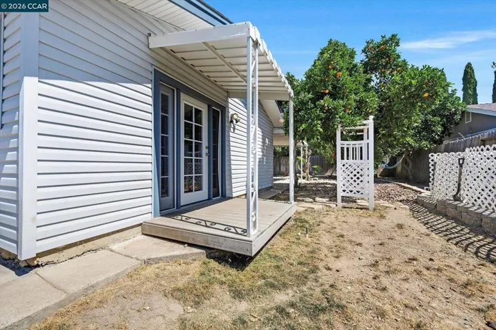 552 Redwood Dr, Vacaville, California 95687