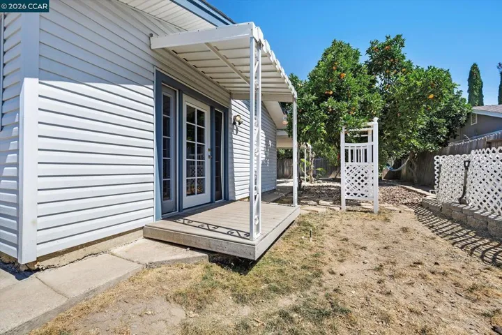 552 Redwood Dr, Vacaville, California 95687