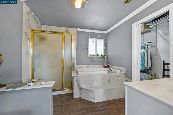 552 Redwood Dr, Vacaville, California 95687