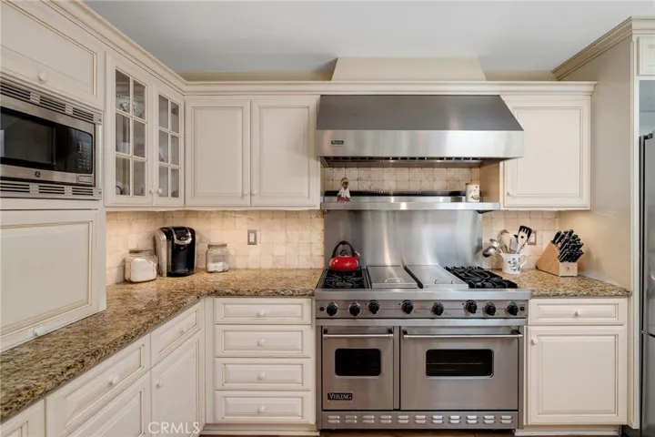 3 Dobbin Lane, Rolling Hills Estates, California 90274