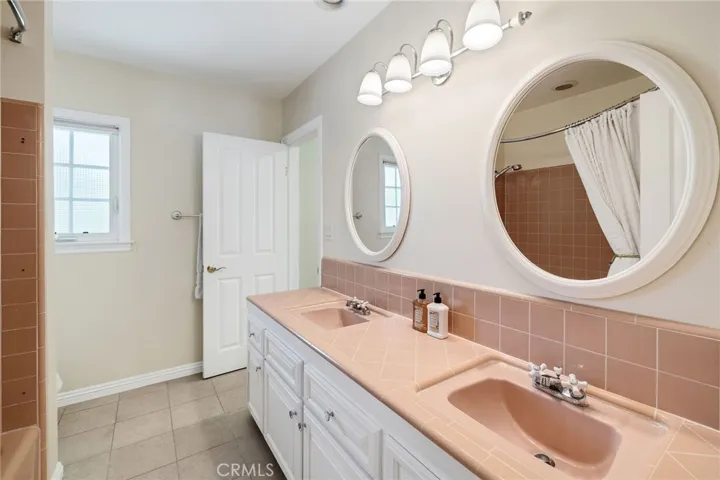 3 Dobbin Lane, Rolling Hills Estates, California 90274