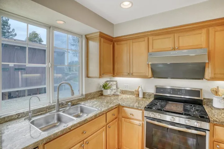 963 Bellomo Avenue, Sunnyvale, California 94086