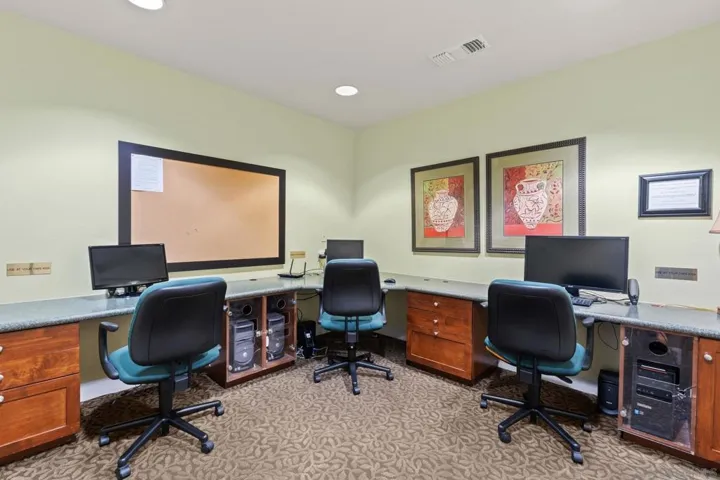 10867 Serafina Ln 37, San Diego, California 92128
