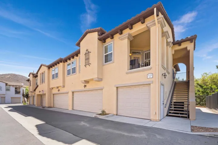 10867 Serafina Ln 37, San Diego, California 92128