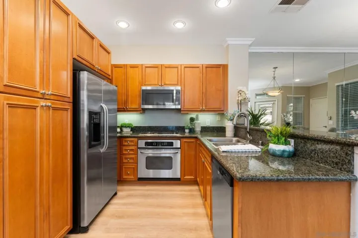 10867 Serafina Ln 37, San Diego, California 92128