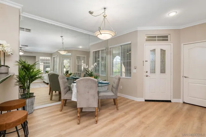 10867 Serafina Ln 37, San Diego, California 92128