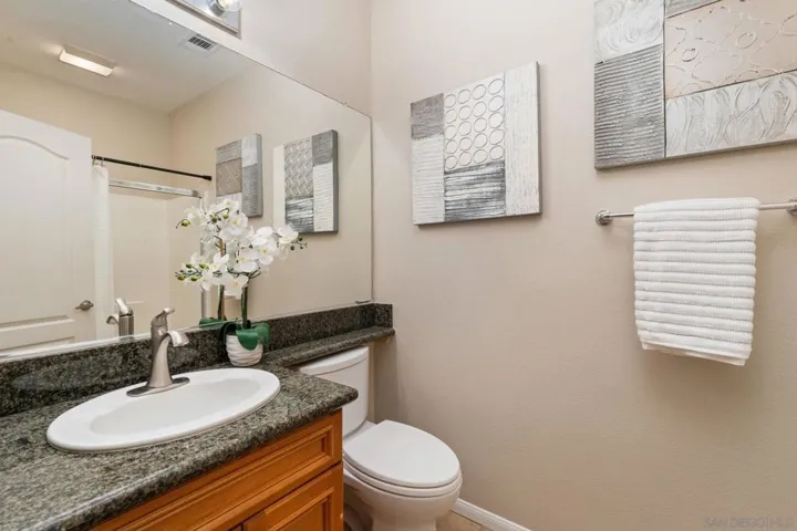 10867 Serafina Ln 37, San Diego, California 92128