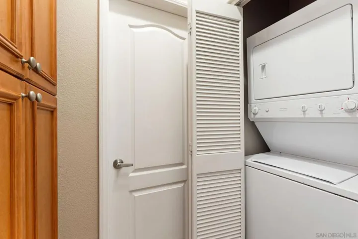10867 Serafina Ln 37, San Diego, California 92128