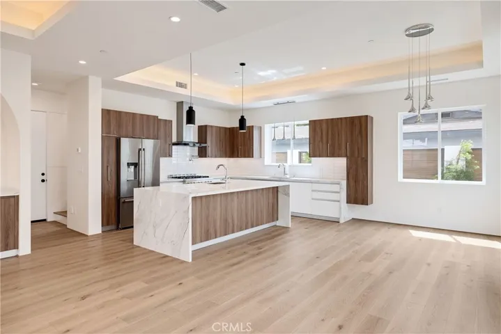 2413 Curtis Avenue B, Redondo Beach, California 90278