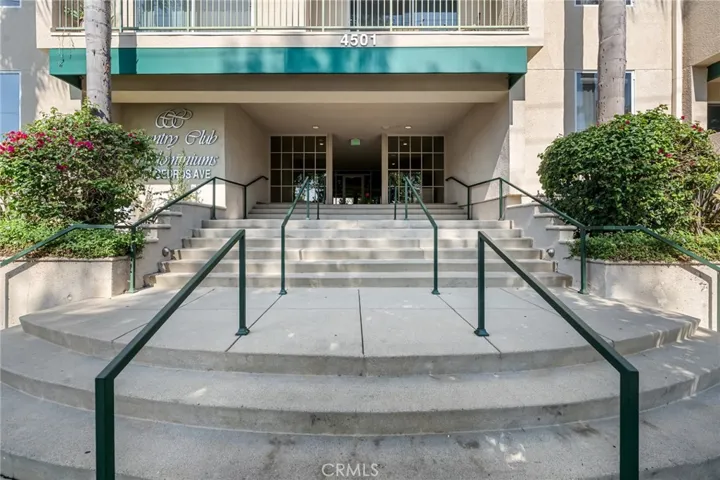 4501 Cedros 220, Sherman Oaks, California 91403