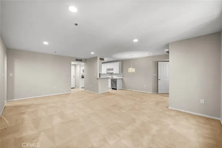 4501 Cedros 220, Sherman Oaks, California 91403