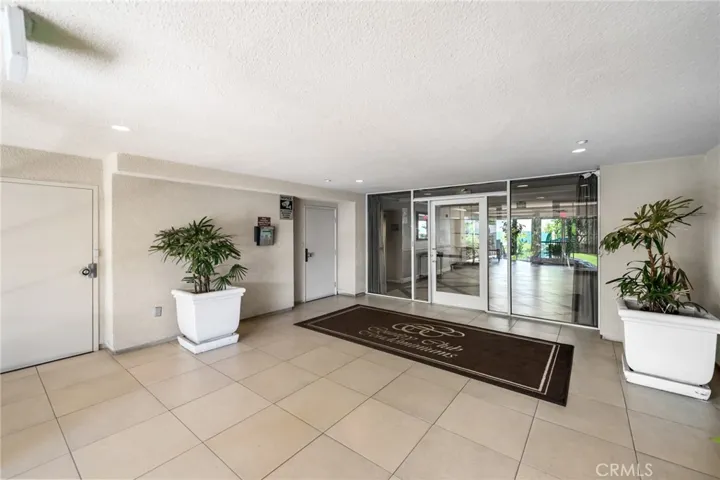 4501 Cedros 220, Sherman Oaks, California 91403