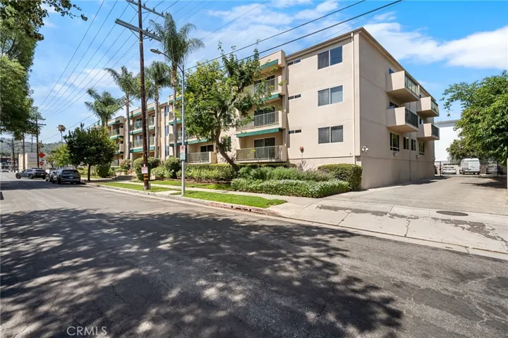 4501 Cedros 220, Sherman Oaks, California 91403