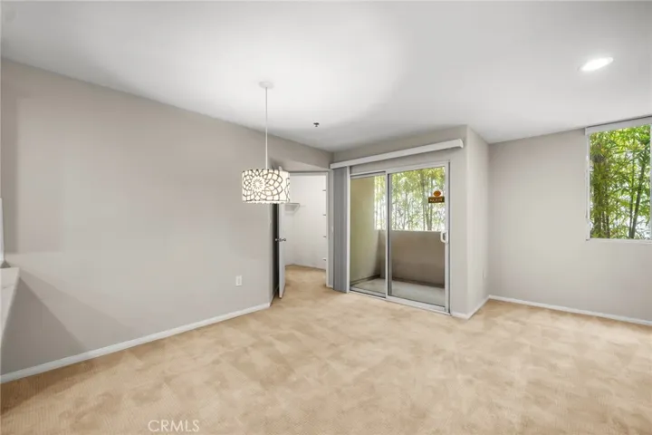 4501 Cedros 220, Sherman Oaks, California 91403