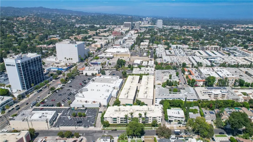 4501 Cedros 220, Sherman Oaks, California 91403