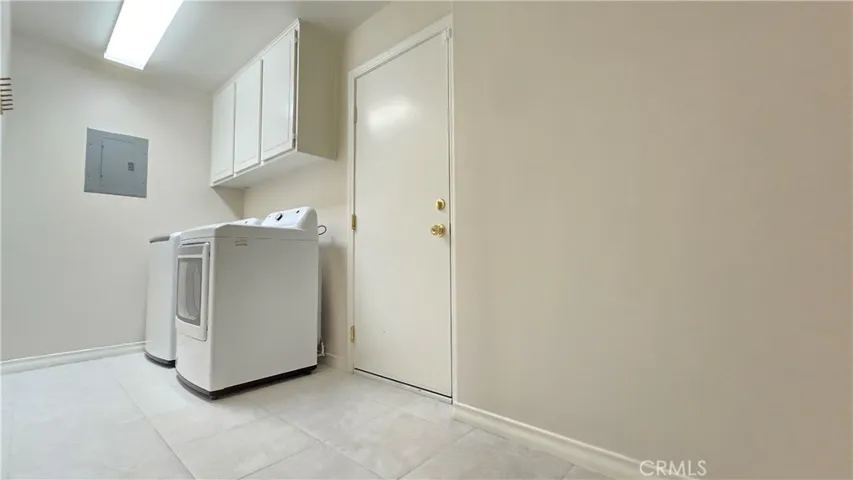 29 Carnation, Irvine, California 92618