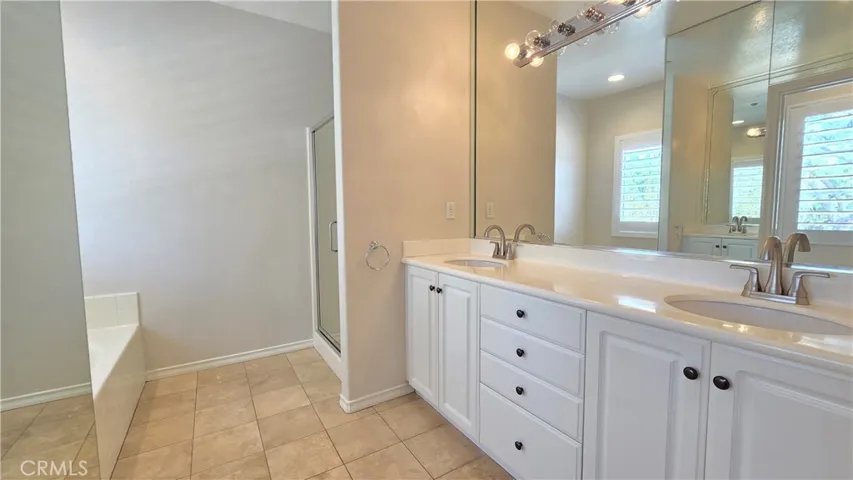 29 Carnation, Irvine, California 92618