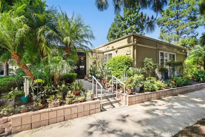 4 Via Castilla D, Laguna Woods, California 92637