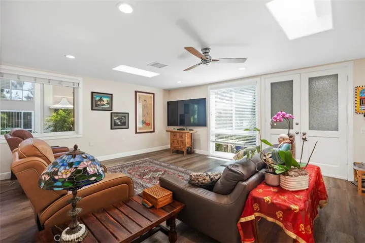 4 Via Castilla D, Laguna Woods, California 92637