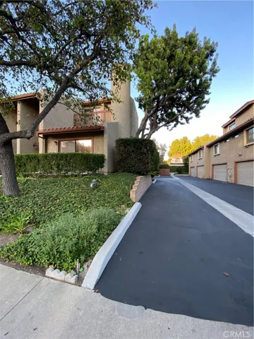 678 Rosewood, Camarillo, California 93010