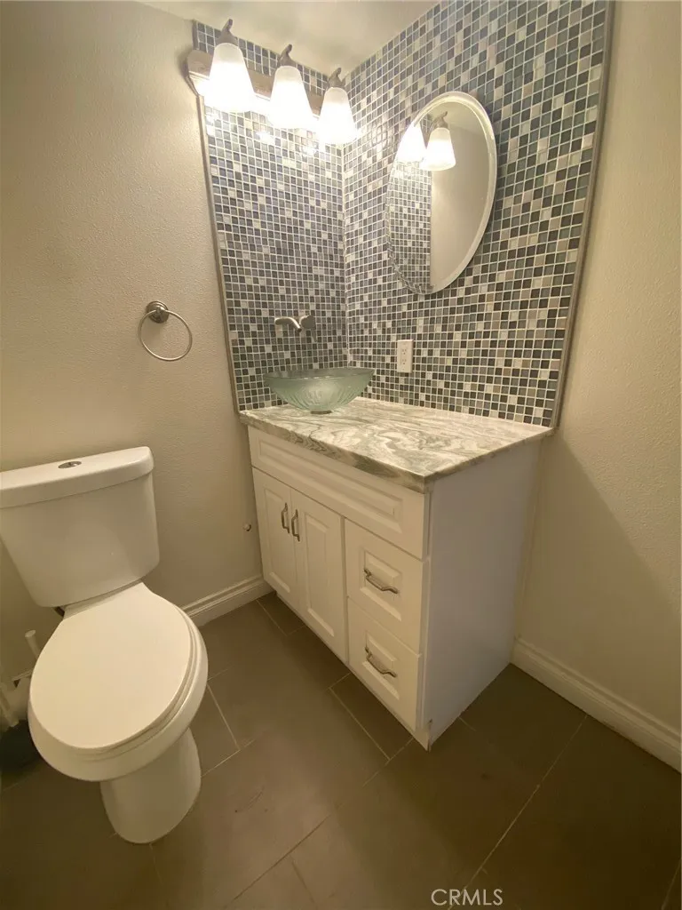 Main Floor Bathroom