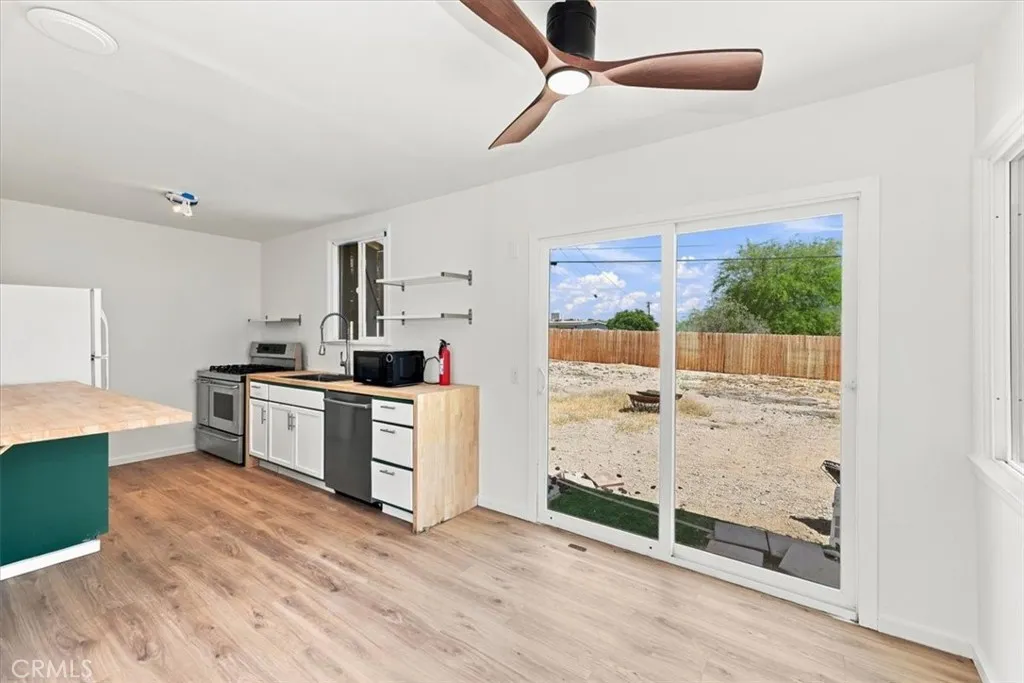 Kitchen and Casual Dining