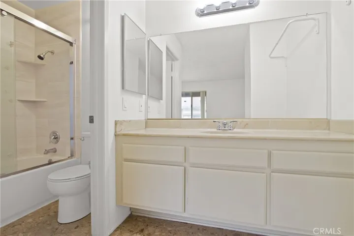 828 N Garfield Avenue B, Alhambra, California 91801