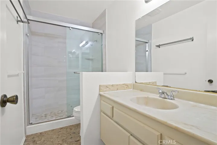 828 N Garfield Avenue B, Alhambra, California 91801