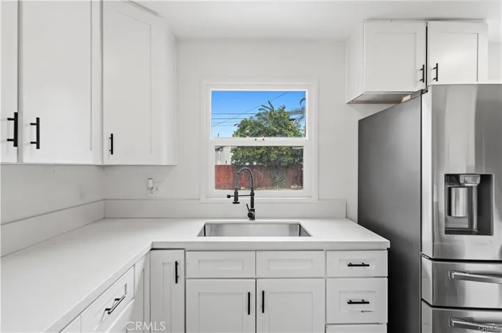 555 E G, Ontario, California 91764