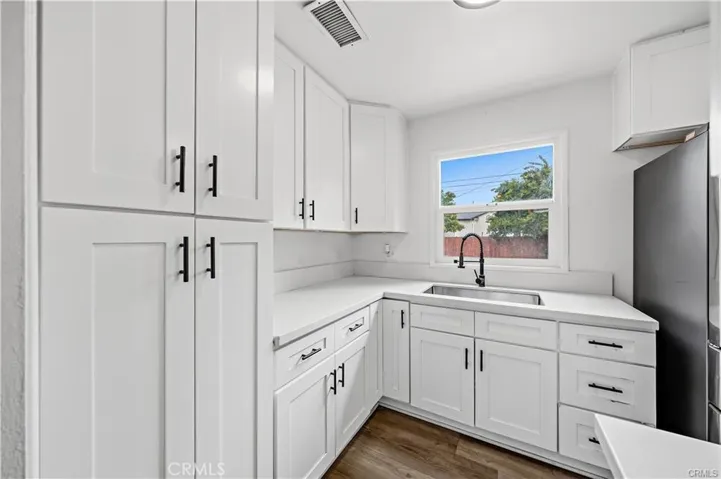 555 E G, Ontario, California 91764