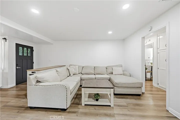 555 E G, Ontario, California 91764