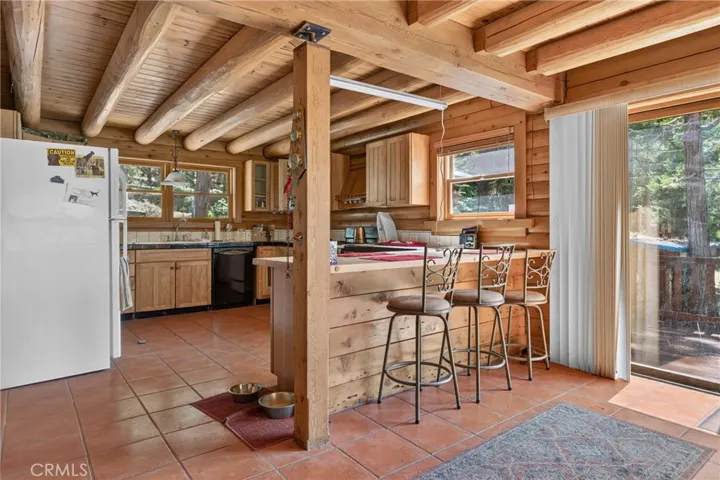 2500 Round Valley Road, Greenville, California 95947