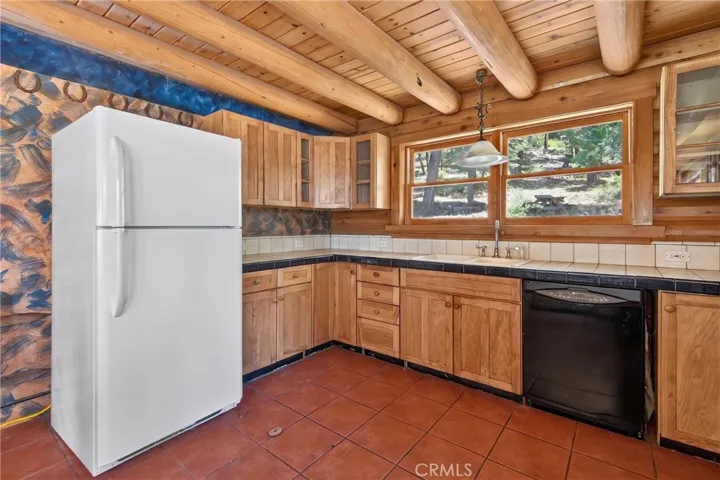 2500 Round Valley Road, Greenville, California 95947