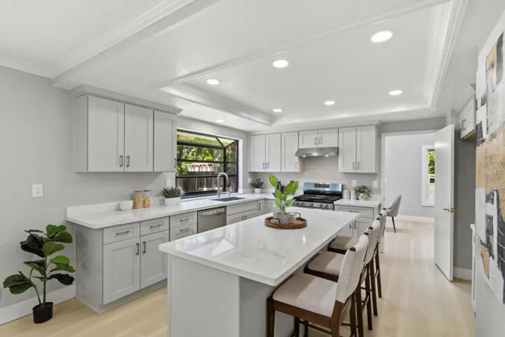 895 Del Vaile Court, Milpitas, California 95035