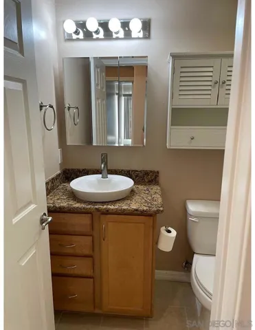 5252 Balboa Arms Dr 280, San Diego, California 92117