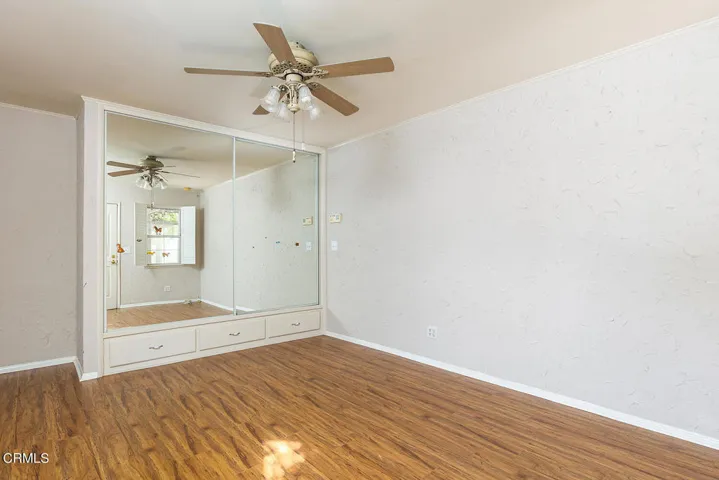 4819 Crown Ave 026-mls