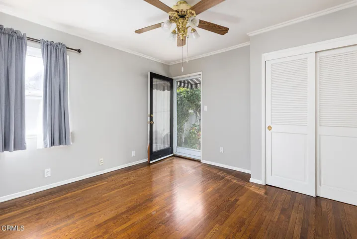 4819 Crown Ave 019-mls