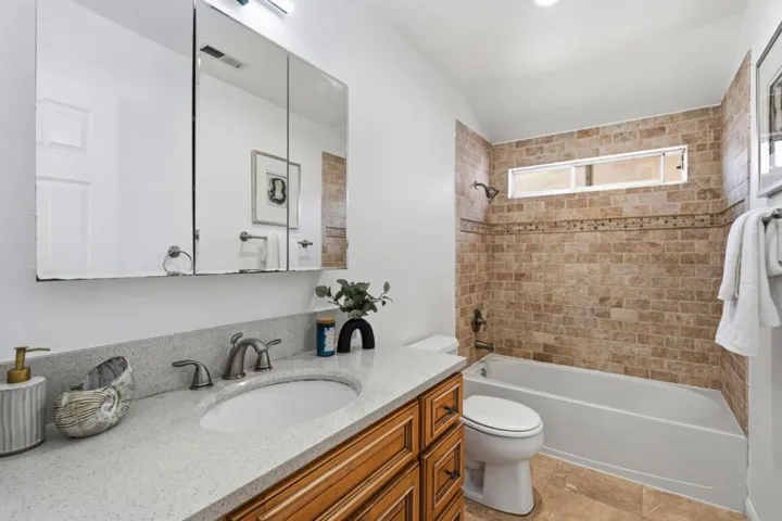 2227 Gadwall Court, San Leandro, California 94579