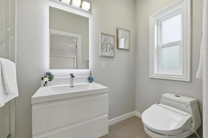 280 Uplands Drive, Hillsborough, California 94010