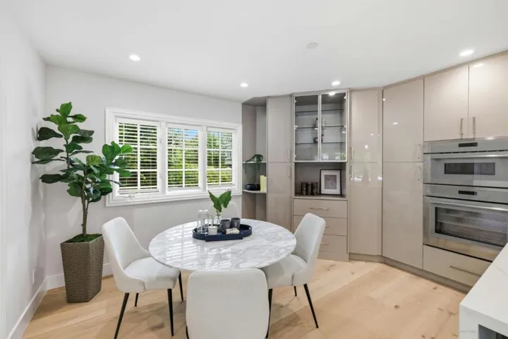 280 Uplands Drive, Hillsborough, California 94010