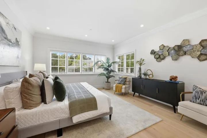 280 Uplands Drive, Hillsborough, California 94010