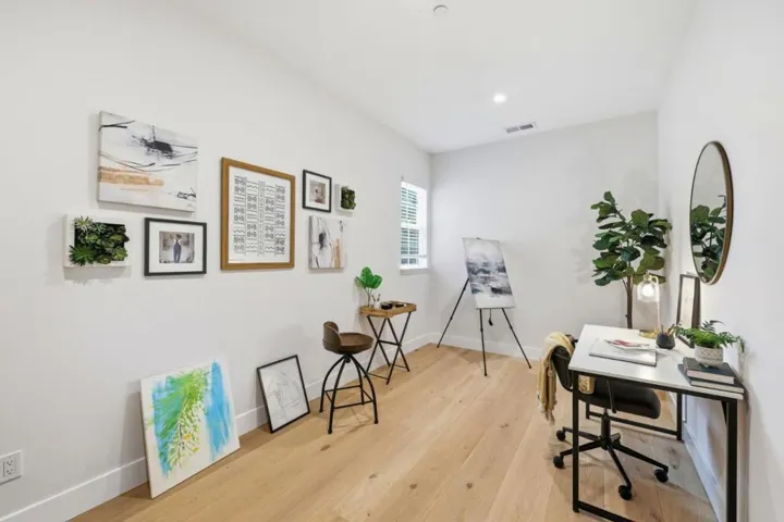 280 Uplands Drive, Hillsborough, California 94010
