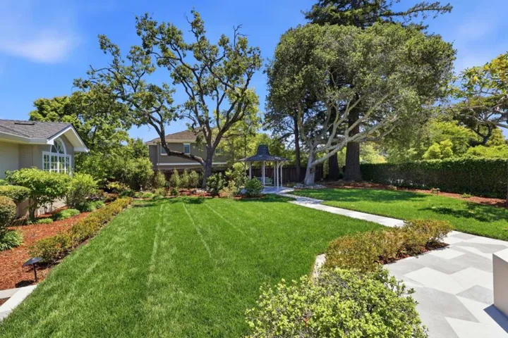 280 Uplands Drive, Hillsborough, California 94010