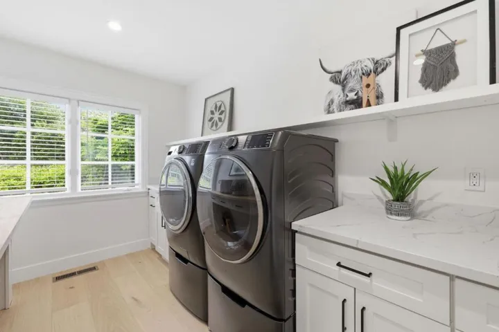 280 Uplands Drive, Hillsborough, California 94010