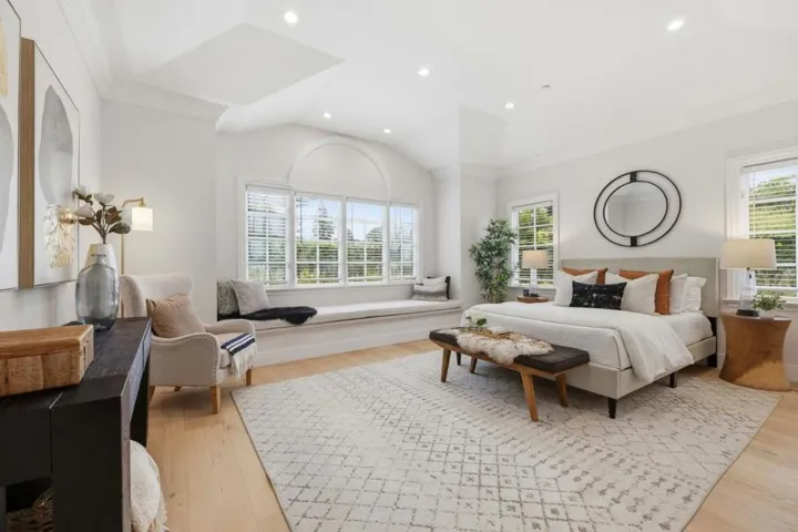 280 Uplands Drive, Hillsborough, California 94010