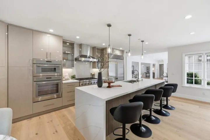 280 Uplands Drive, Hillsborough, California 94010