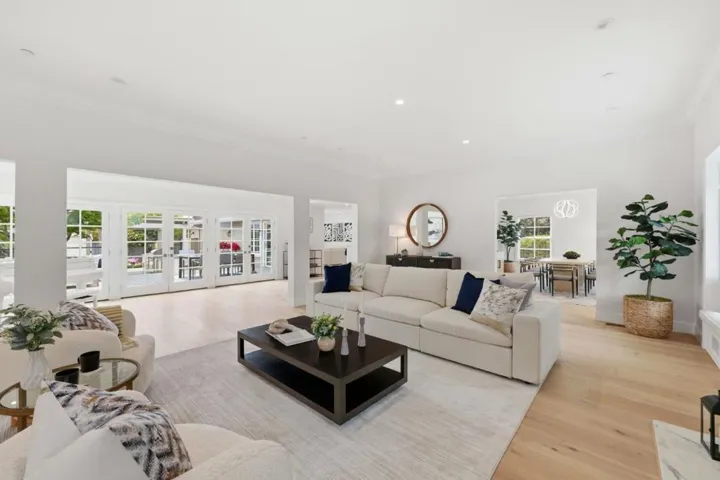 280 Uplands Drive, Hillsborough, California 94010