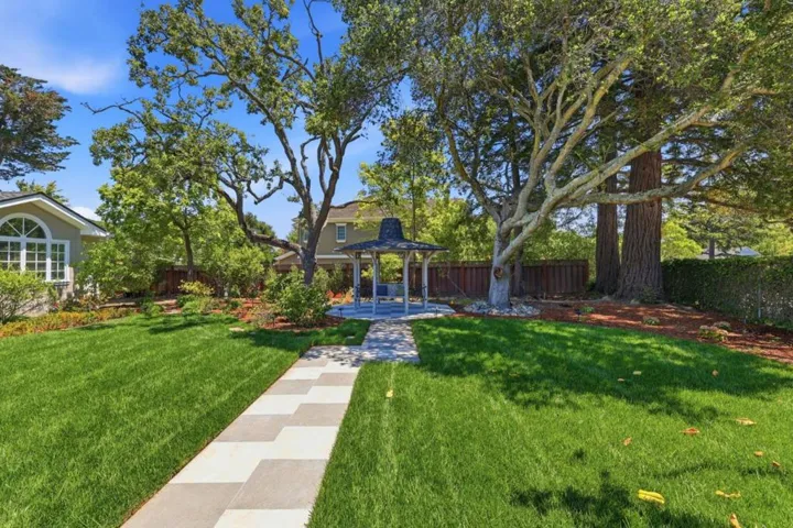 280 Uplands Drive, Hillsborough, California 94010