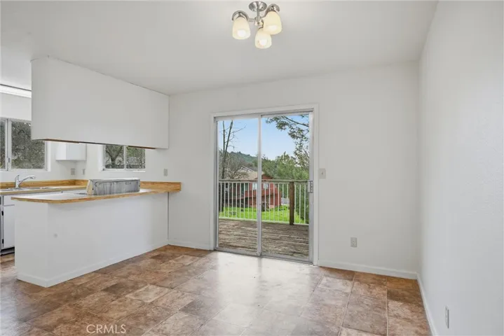 Dining area and breakfast bar.