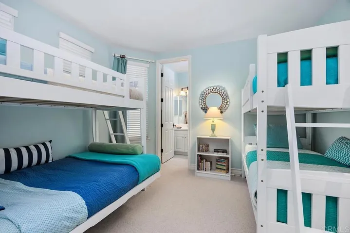 525 N Cedros Ave, Solana Beach, California 92075
